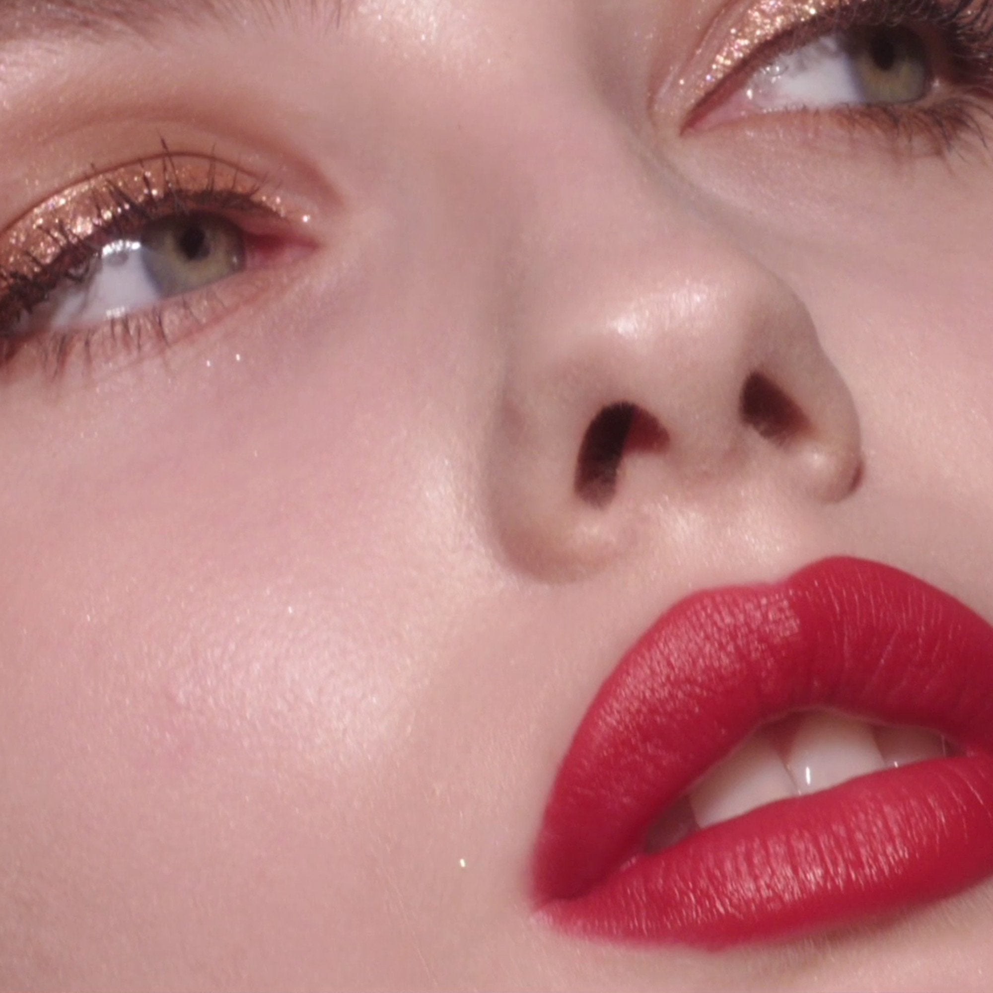 Lip Paradise Effortless Matte Lipstick