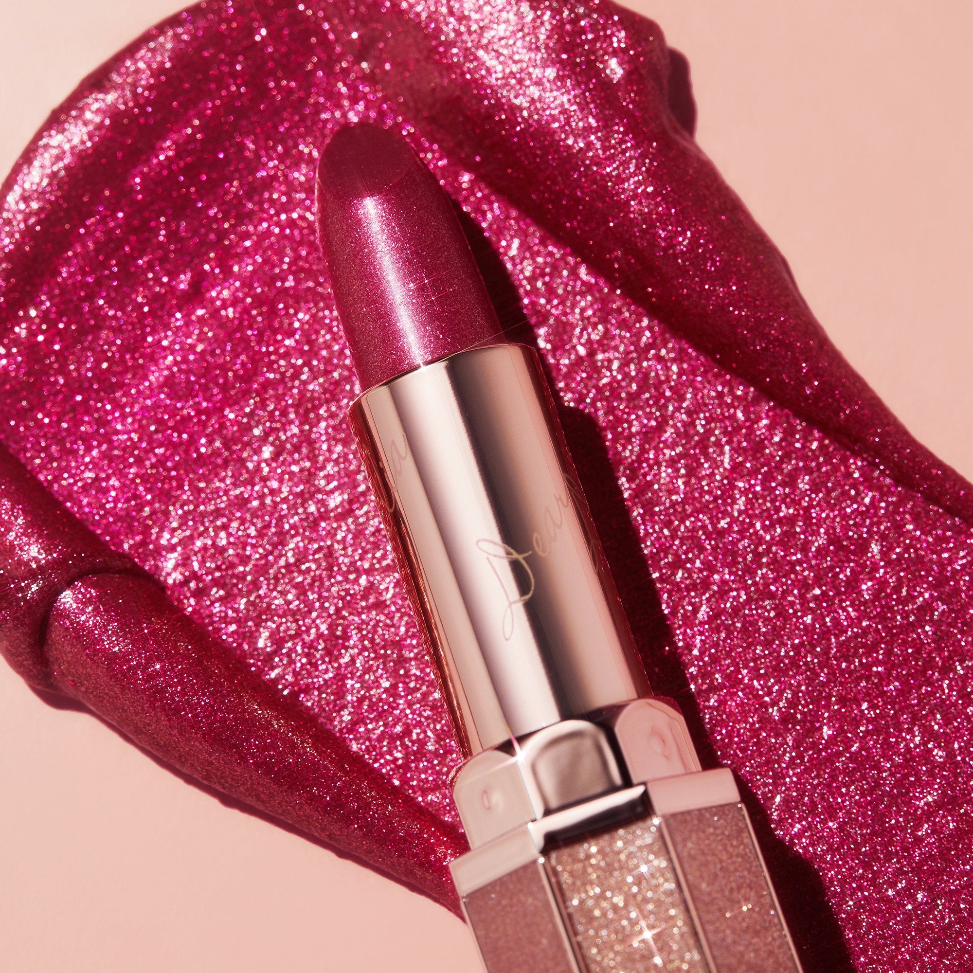 Allure Shine Lustrous Lip Plumper image