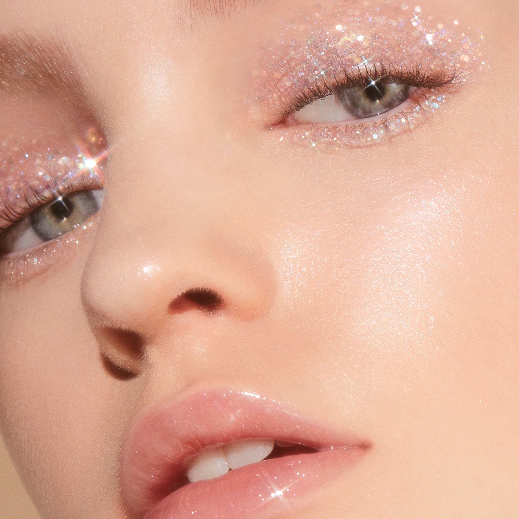 Paradise Shine Eye Sequins