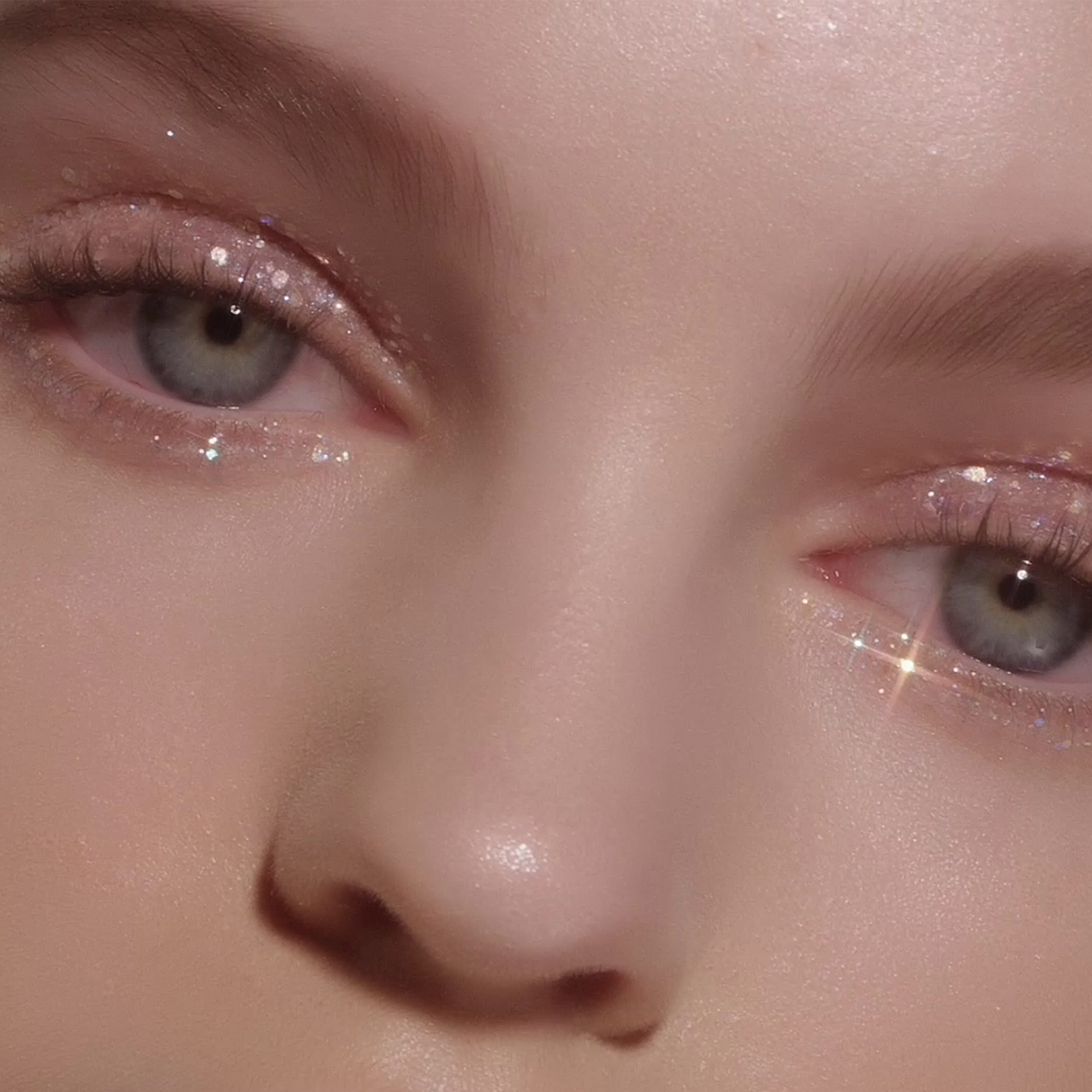 Paradise Shine Eye Sequins